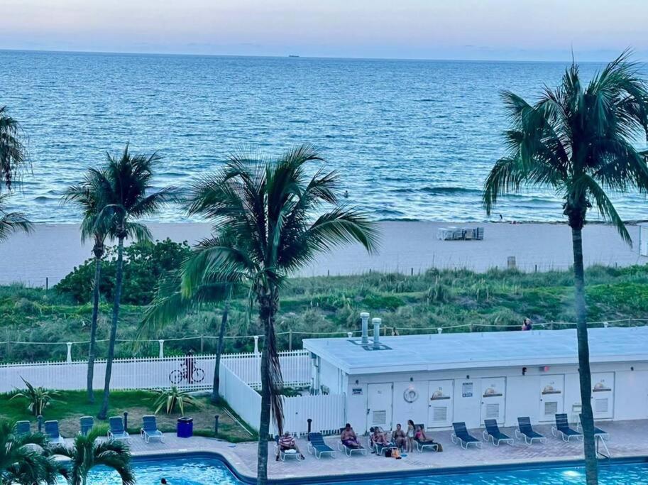 Apartamento Chic Ocean Front Studio! *